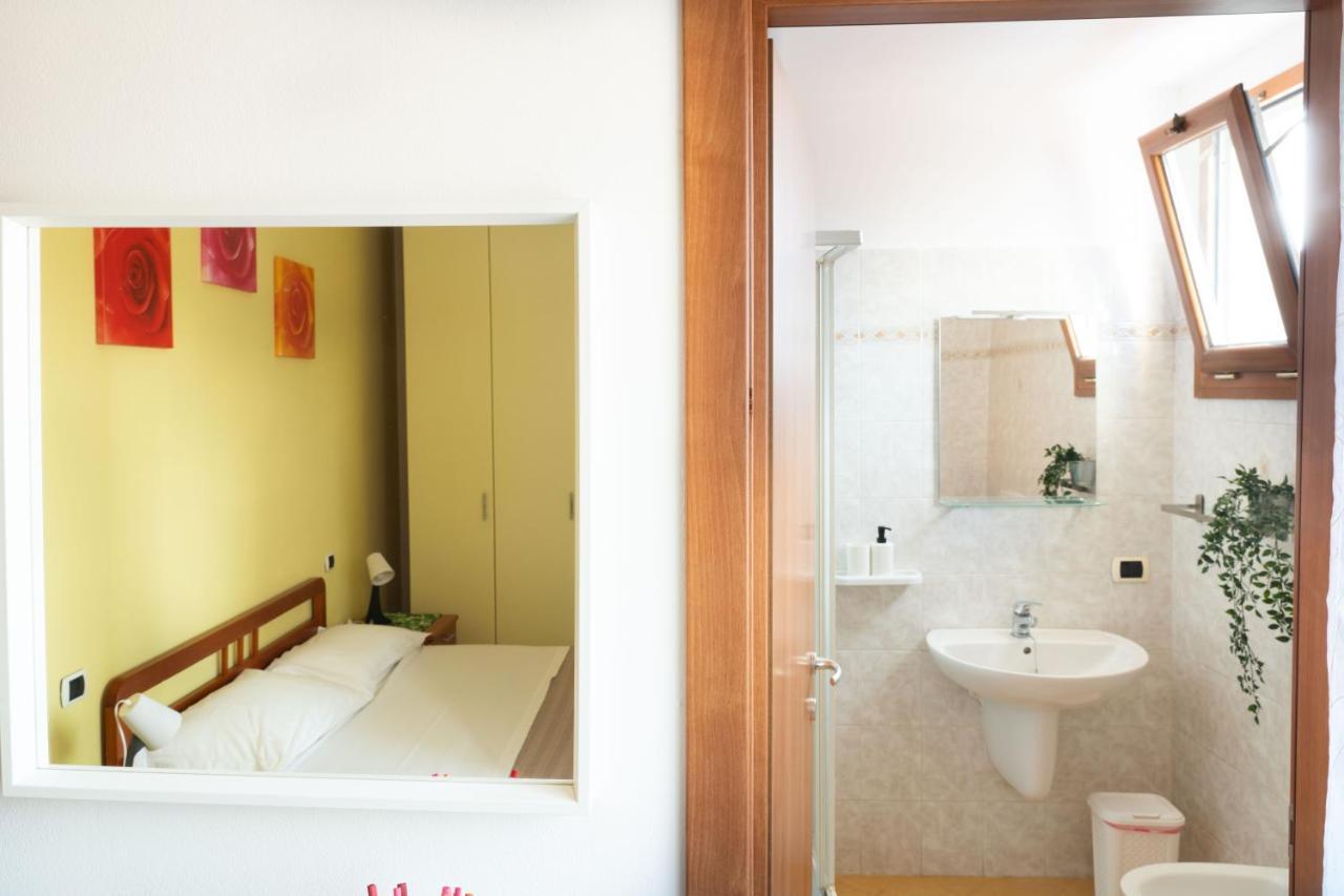 Residence Yellow Ρίμινι Εξωτερικό φωτογραφία